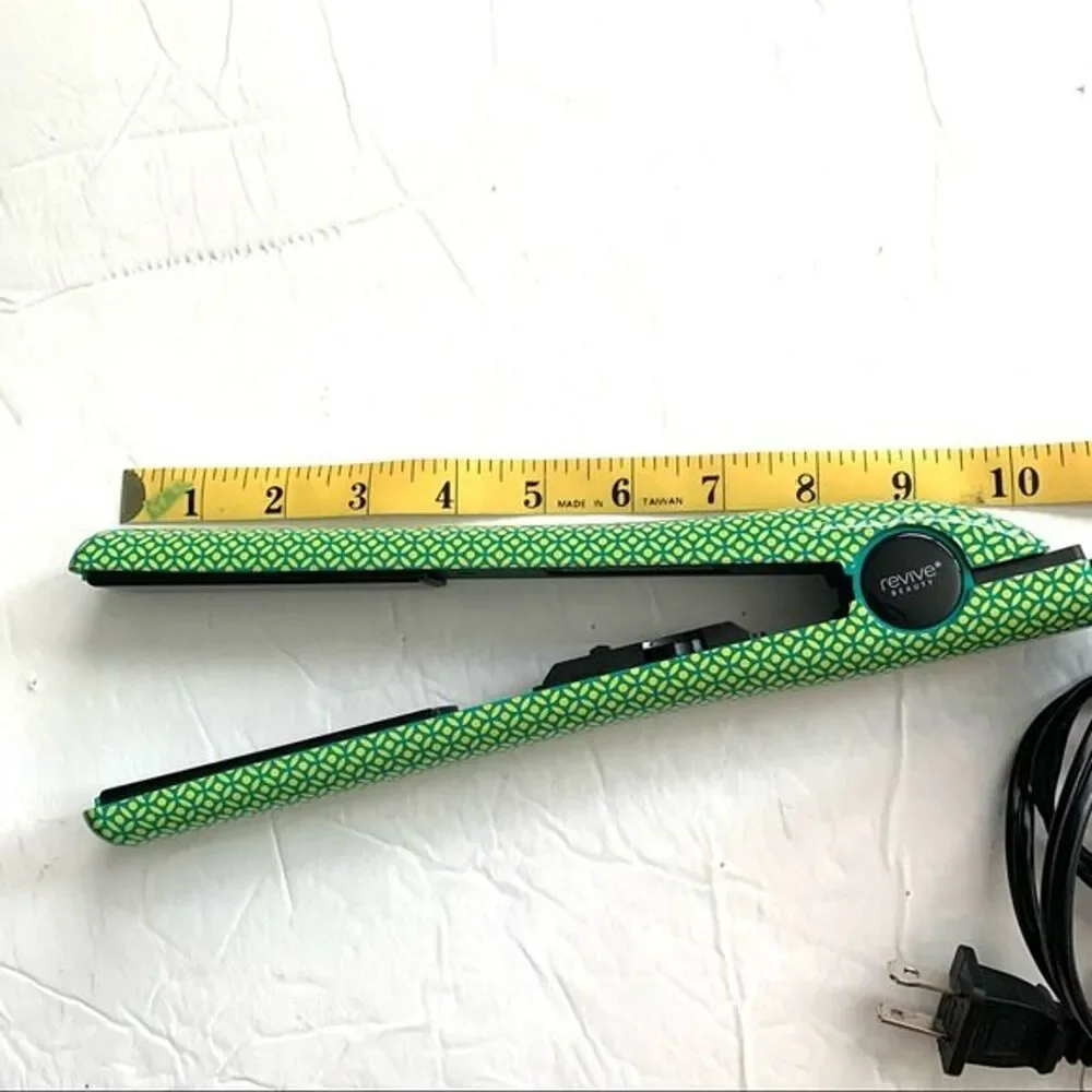 Revive Flat Styling Hair Iron Green Teal Blue & Black Temp 176-450F Straigtener